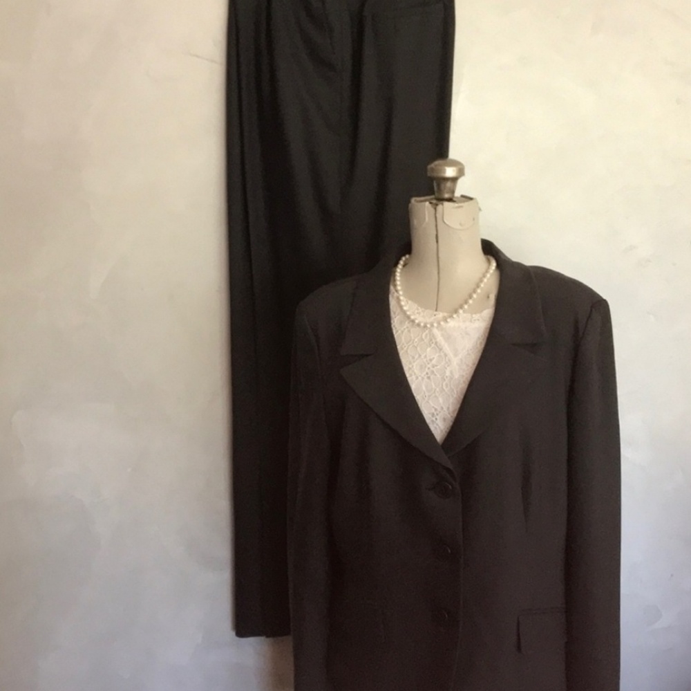 Talbots gray Italian pant suit size 16